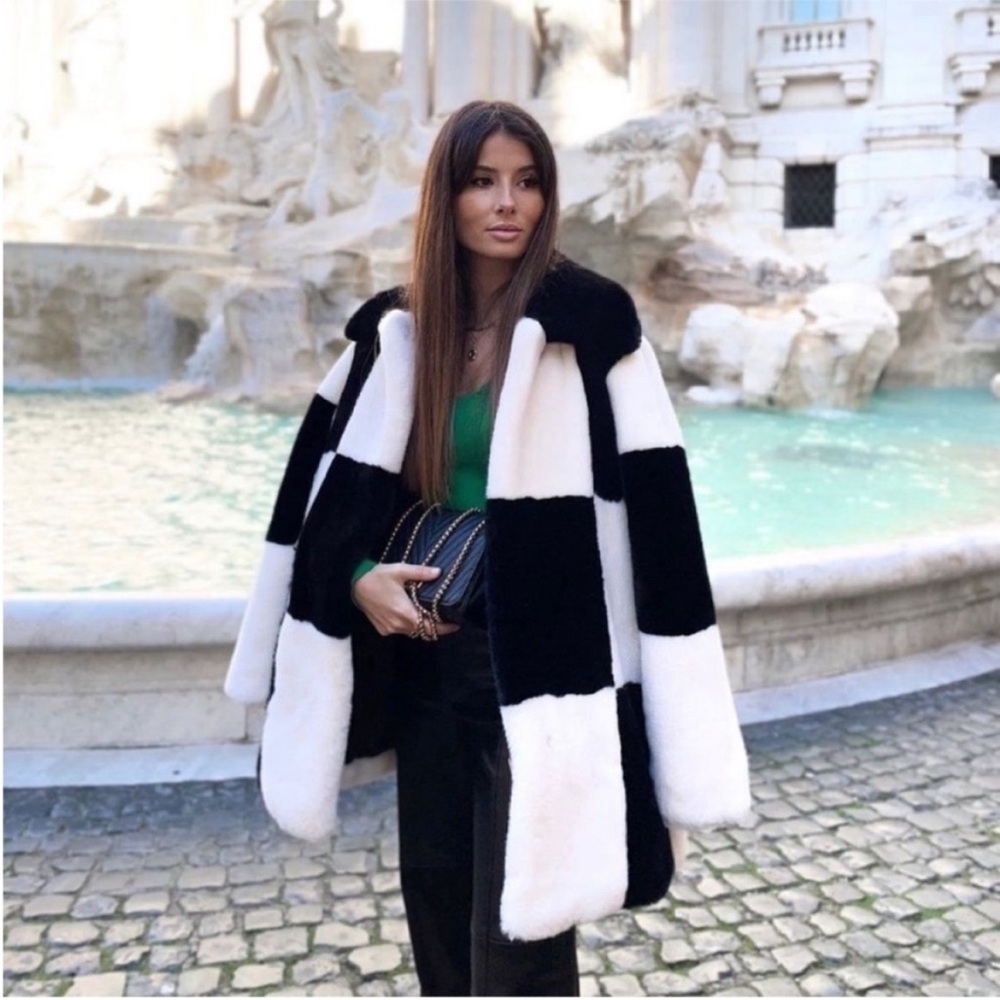 MANGO BLOGGER Black & White Checked Plush Faux Fur Coat Checkered Jacket Coat - Picture 8 of 17